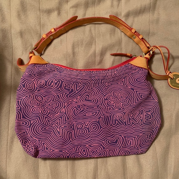 Dooney and Bourke Bucket Style Purse - Picture 1 of 2